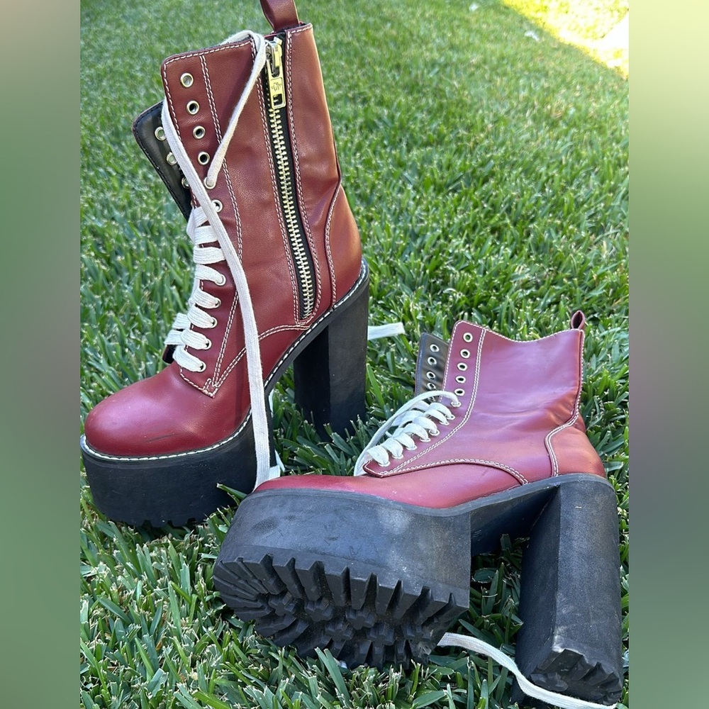 Dollskill boots 35 / 5
